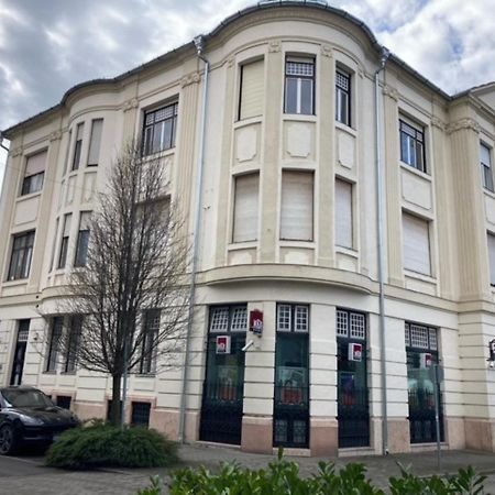 Volenter Lux Apartment Uno Baja Εξωτερικό φωτογραφία