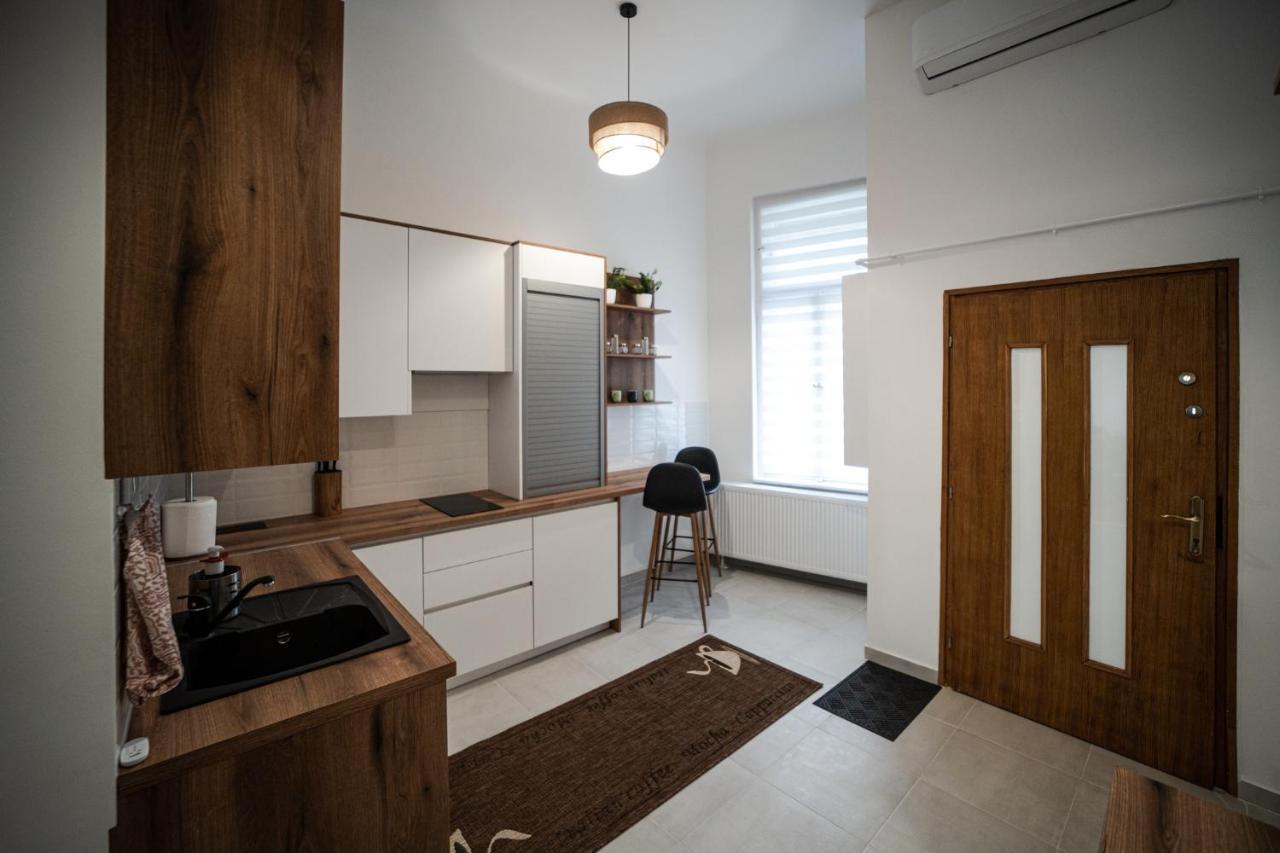 Volenter Lux Apartment Uno Baja Εξωτερικό φωτογραφία